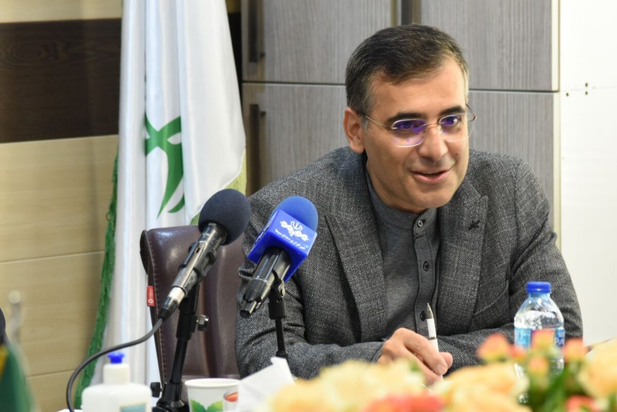 دکتر پیام کشاورز - دبیر انجمن داروسازان تهران - مجله خبری غذا و دارو - fdmag.ir