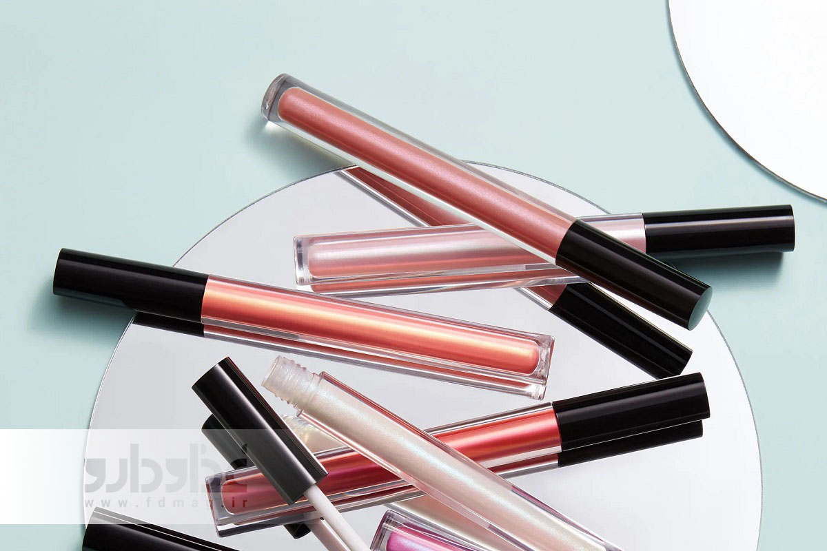 محصولات آرایشی فاقد مجوز