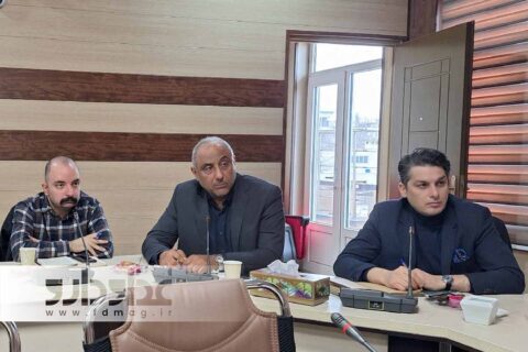 نشست تحلیل و بررسی پیش‌نویس آیین‌نامه تاسیس، ارائه خدمات و اداره داروخانه‌هامجله خبری غذا و دارو